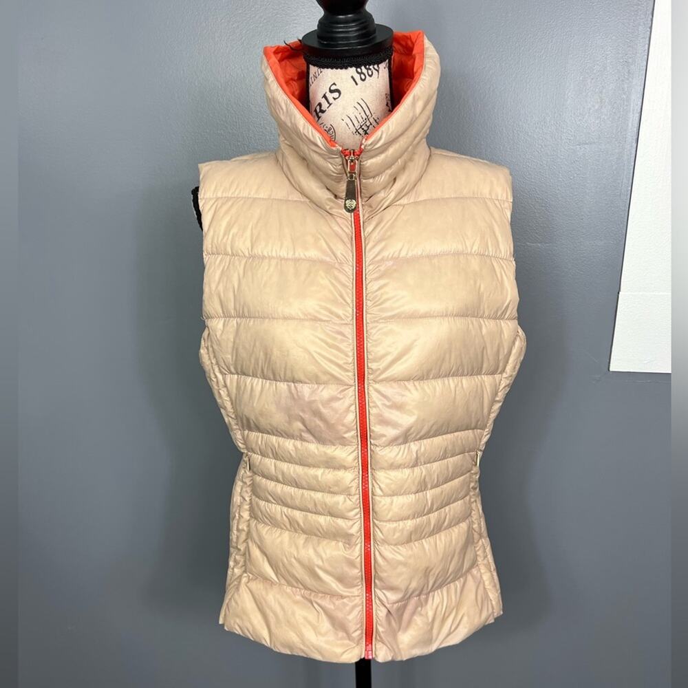 Vince Comuto Tan and Orange turtleneck zip up Puffer vest with pockets